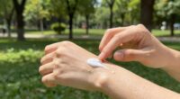 reapply sunscreen outdoors properly
