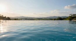 seamless panoramic aquatic views