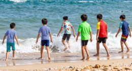 top kids rash guards